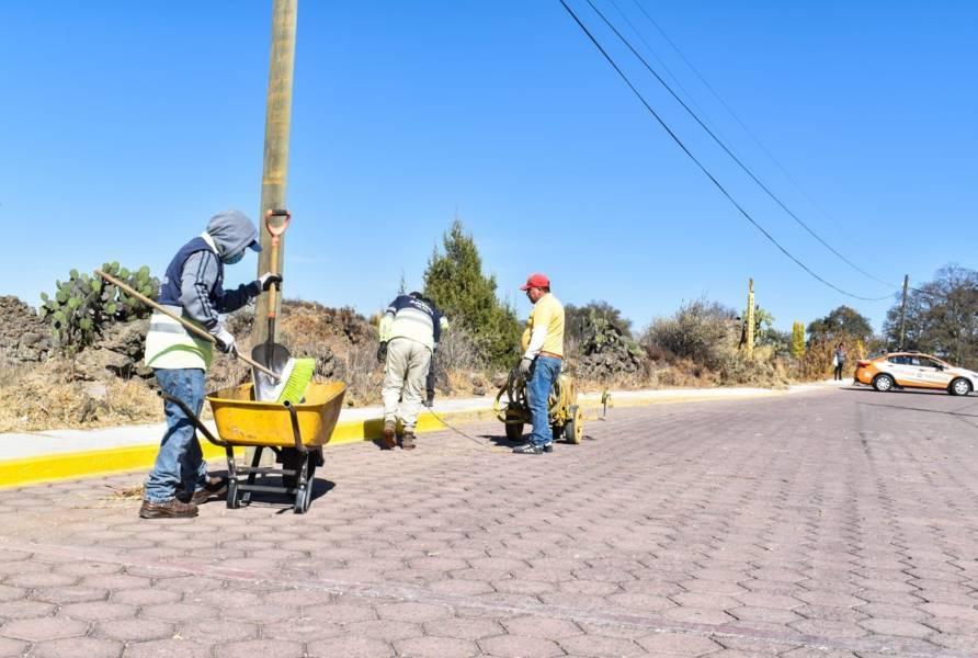 Se intensifican los trabajos de la brigada 212, alcalde de Apizaco visita Guadalupe Texcalac 