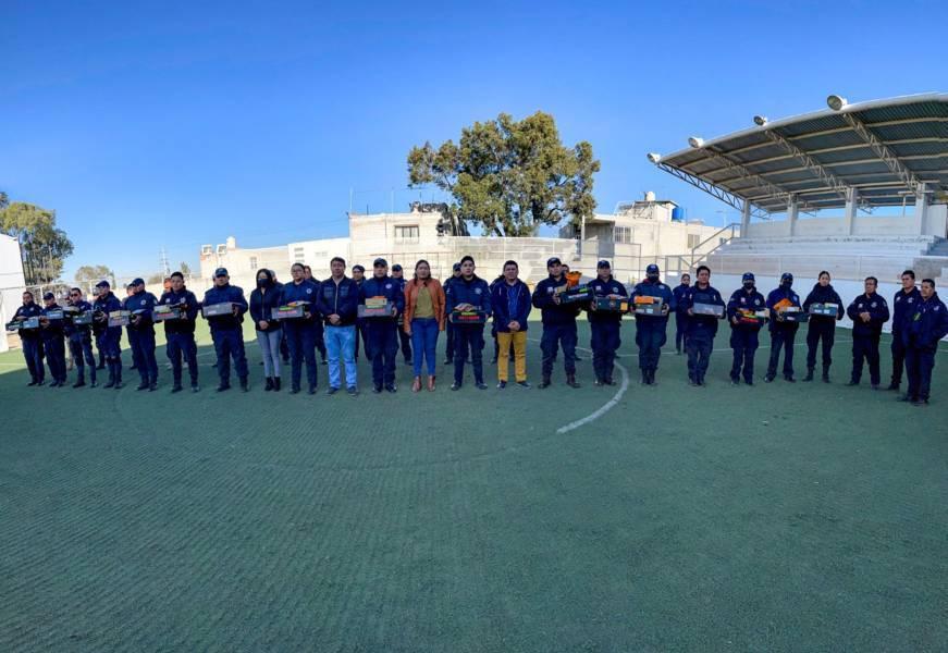 Fortalece Gobierno Municipal, la Seguridad de Contla con equipamiento táctico a policías