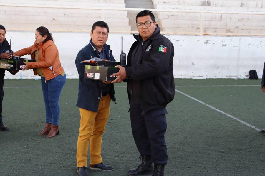 Fortalece Gobierno Municipal, la Seguridad de Contla con equipamiento táctico a policías
