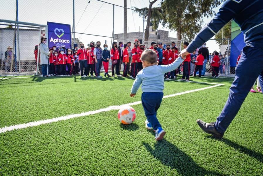 ¡La comunidad Morelos de Apizaco tiene multideportivo nuevo!, anuncia edil 