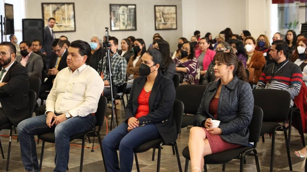 Disetan conferencia en el Poder Judicial sobre prejuicios de la maternidad 
