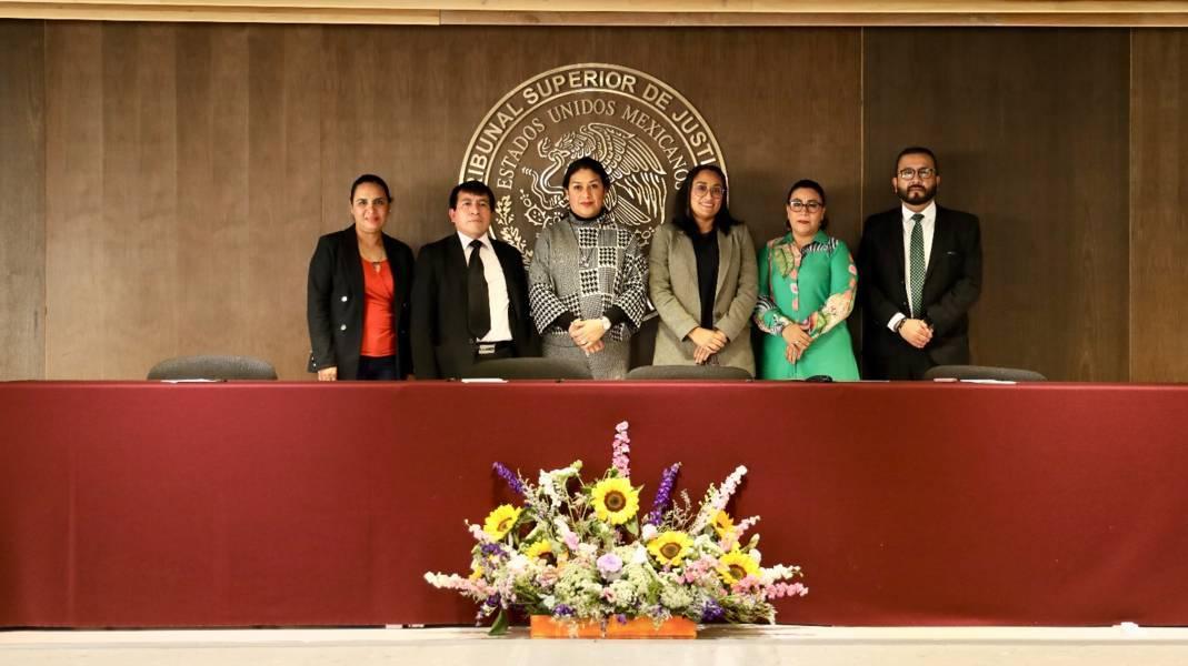 Disetan conferencia en el Poder Judicial sobre prejuicios de la maternidad 