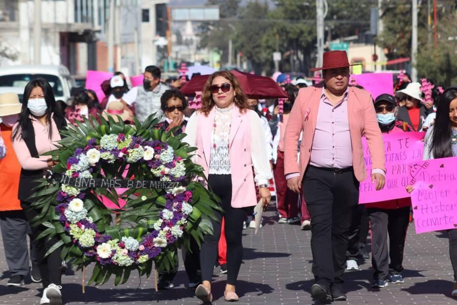 No puede haber desarrollo, sin equidad e igualdad hacia las mujeres: Eddy Roldán