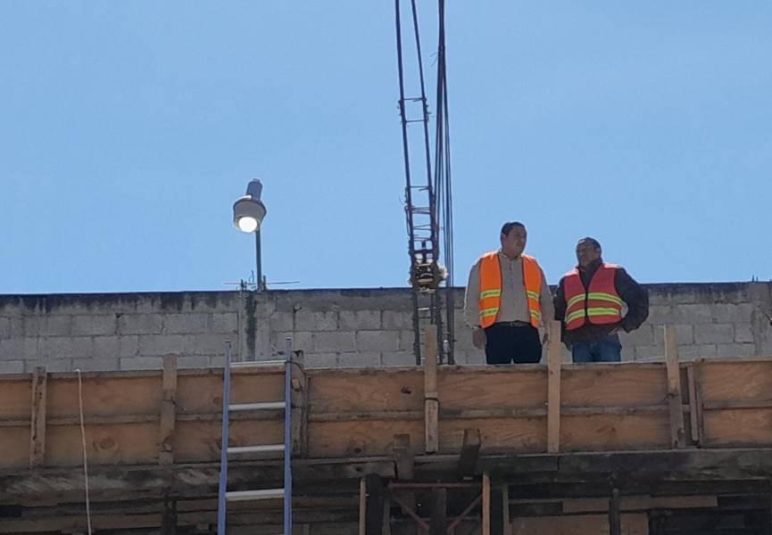 Contla va por su mercado municipal de la mano de Eddy Roldán 