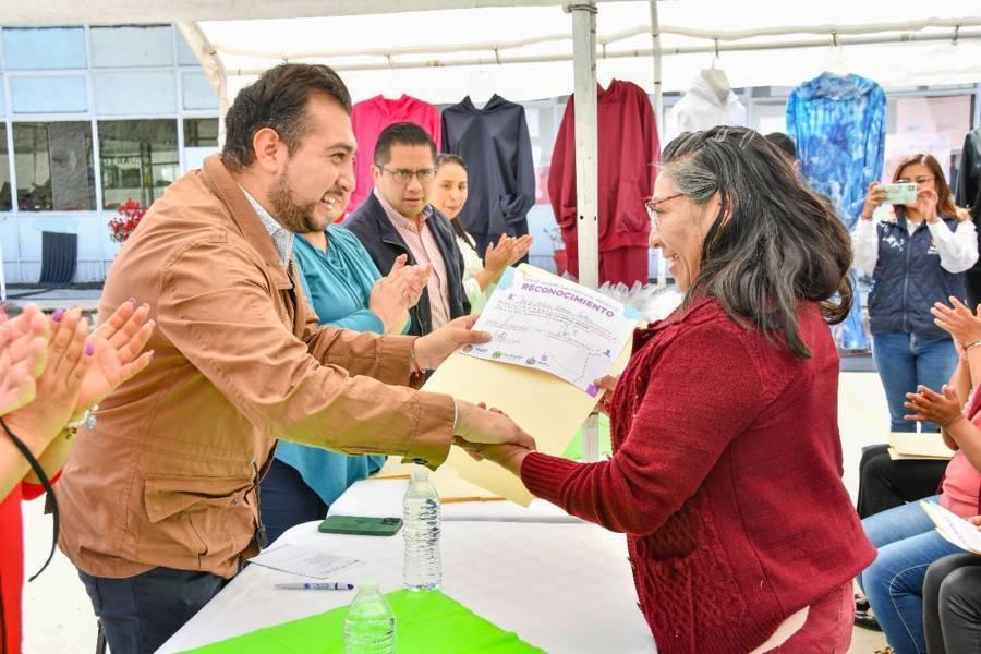 Este gobierno brinda mayores herramientas para el desarrollo de las mujeres: Salvador Santos Cedillo
