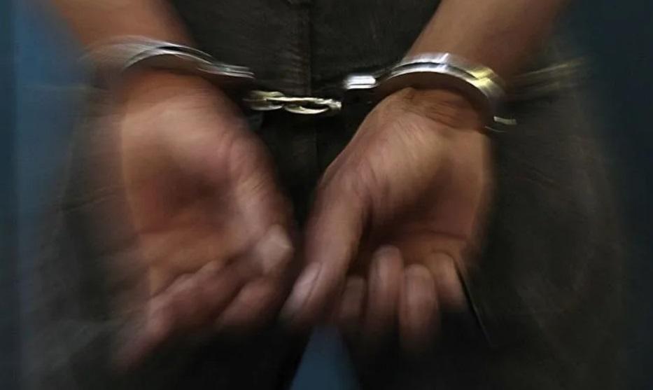 Detienen a funcionario estatal con arma de fuego en Puebla y lo turnan a la FGR  