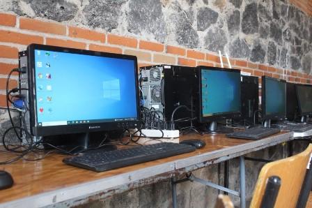 José Luis Hernández inaugura Centro Comunitario de Aprendizaje de Xaltocan