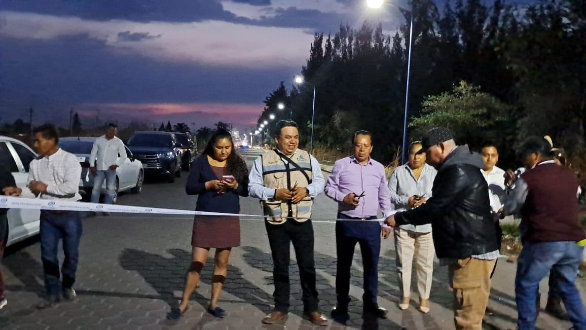 Alcalde de San Pablo del Monte inicia y entrega obras en distintos barrios 