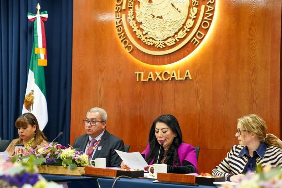 Preside Alejandra Ramírez Ortiz comparecencia del secretario de Educación Pública del Estado