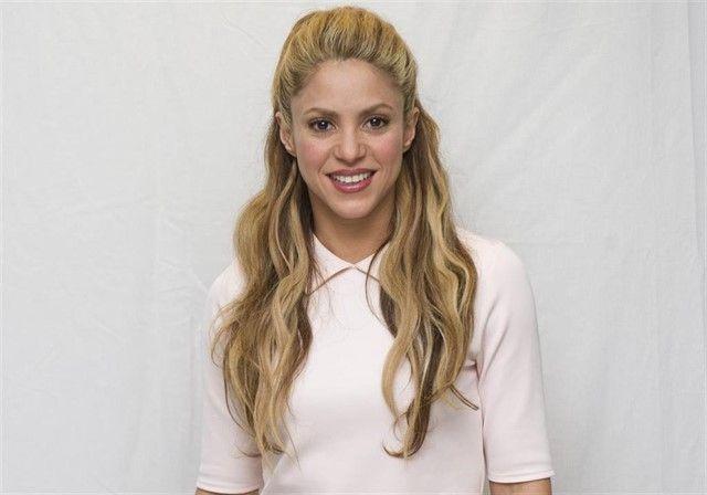 Acusan a Shakira de haber cometido 6 delitos contra Hacienda Pública y ella lo niega todo