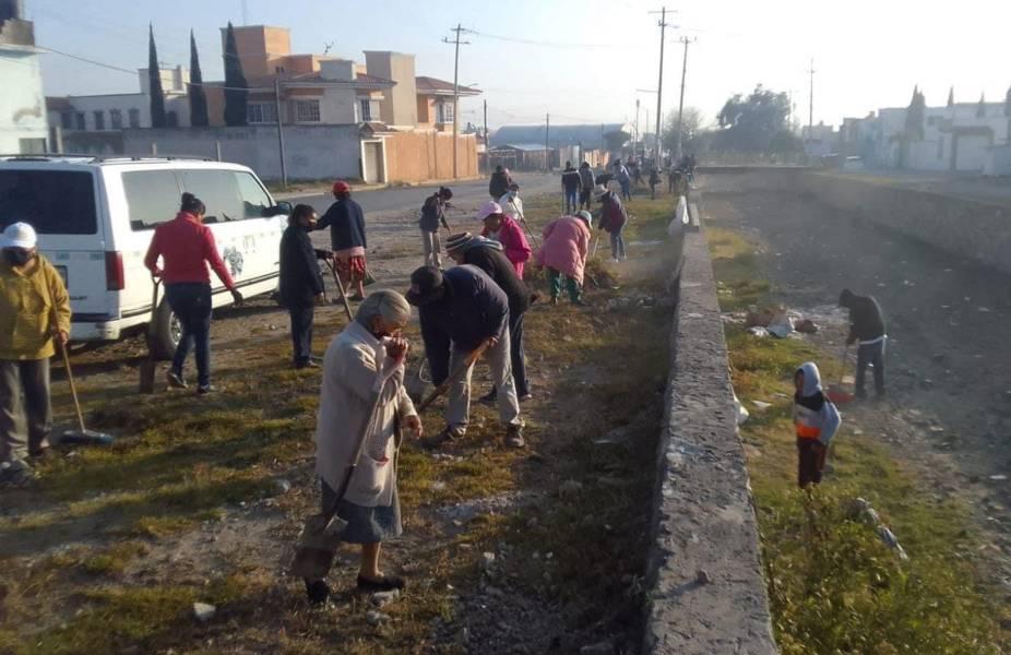 Participan más de 500 voluntarios en acciones de saneamiento en Huamantla 