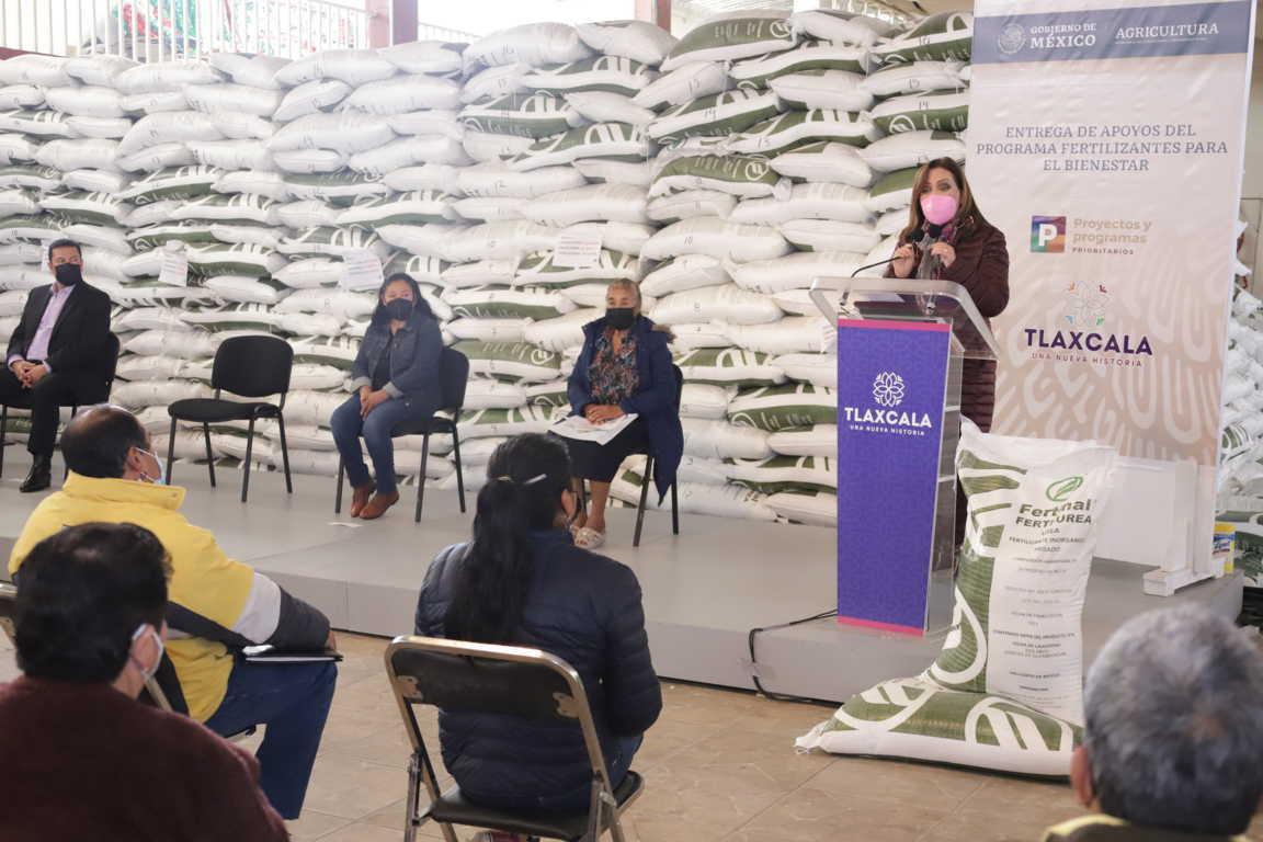 Entregó Gobernadora Lorena Cuéllar apoyos del programa fertilizantes para El Bienestar