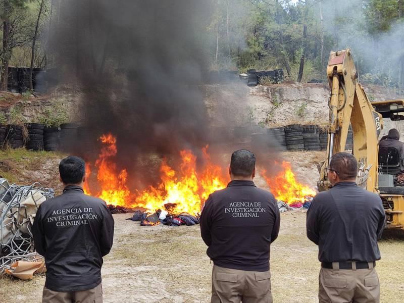FGR incinera narcótico, destruye piratería y otros objetos del delito, en Tlaxcala