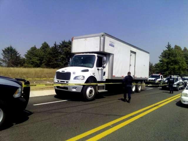 Frustra Policía Estatal robo de camión