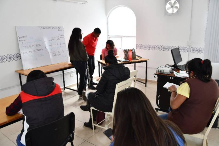 Invita coordinación de juventud de Huamantla a participar en curso de inglés avanzado