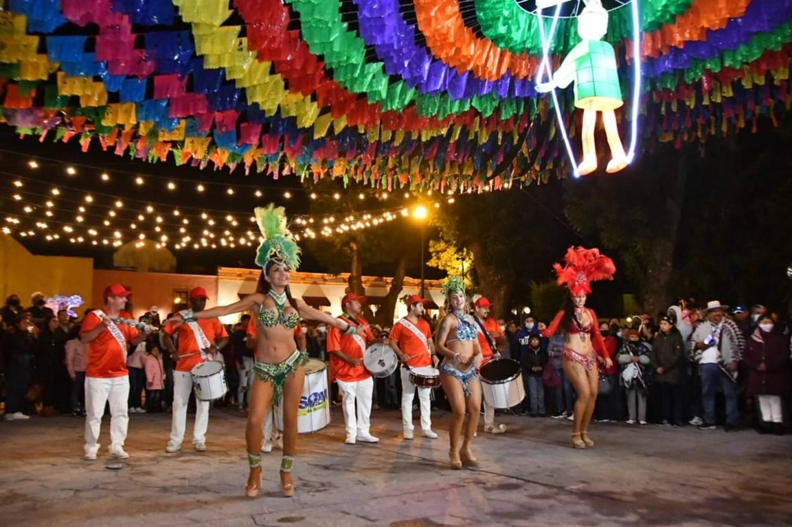 Miles de personas llenan de color, ritmo y fiesta el “Desfile de Burladeros” en Huamantla