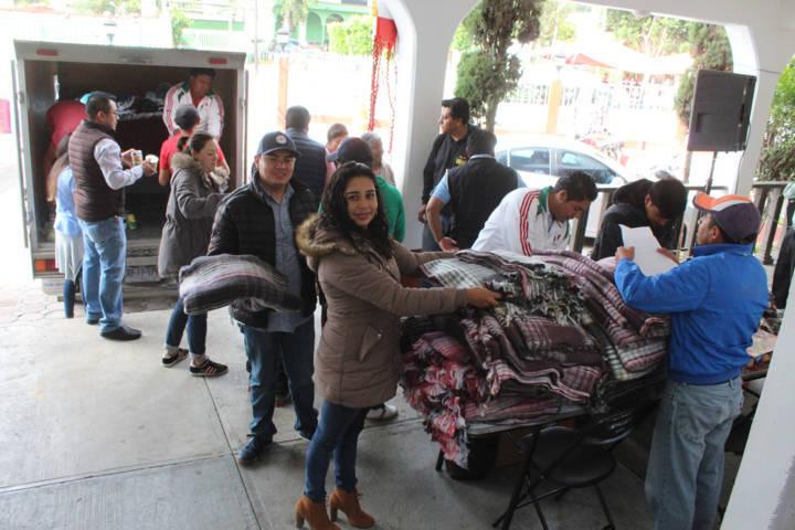 Se consolida SMDIF con afectados del sismo y envía víveres a Jantetelco Morelos