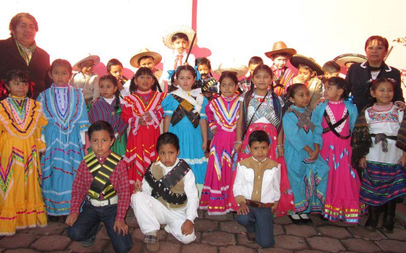 Conmemoran Niños la Revolución Mexicana