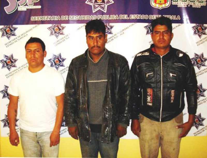 Arrestó SSPE a cuatro presuntos ladrones de un automóvil