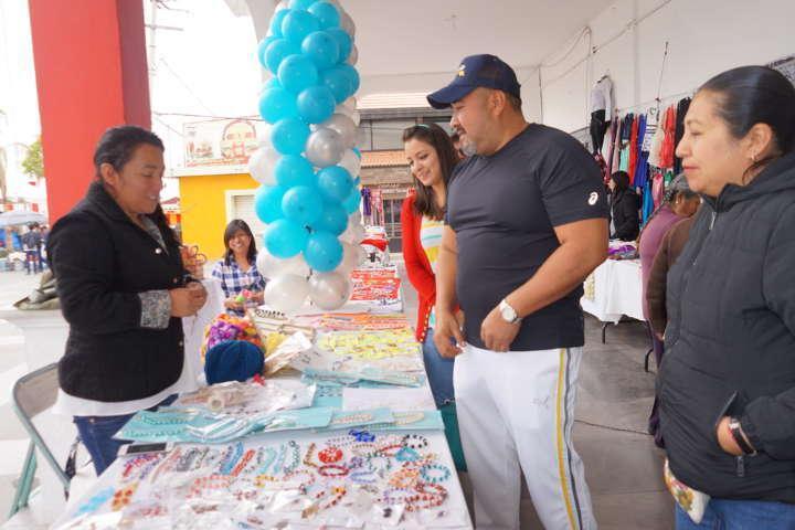 Realizó Ayuntamiento expo-venta artesanal “Icatlax”