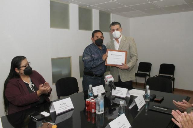 La SI recibe certificado como espacio 100% libre de humo de tabaco