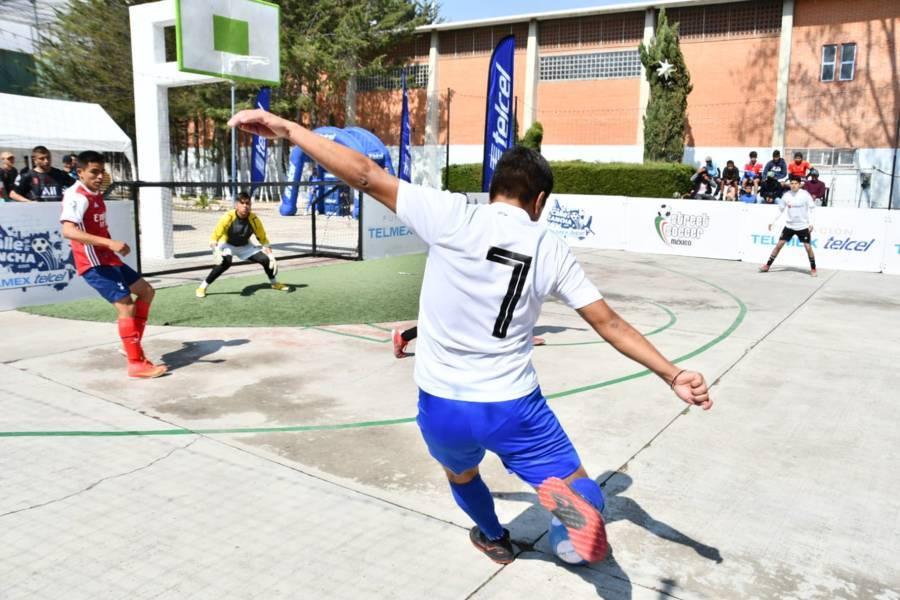 Inaugura Santos Cedillo torneo de fútbol ¨De La Calle A La Cancha 2022¨