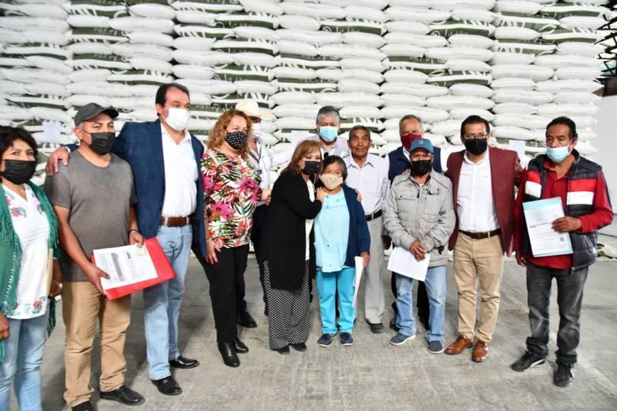 Inicia en Huamantla entrega de fertilizantes a favor de de los productores del campo