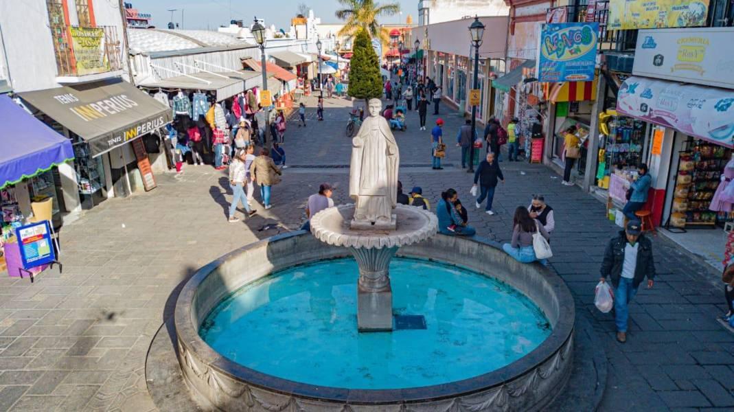 Realiza Ayuntamiento de Huamantla labores de mantenimiento en el andador San Luis