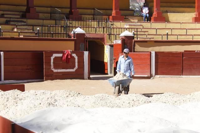 Avanza acondicionamiento de canchas de voleibol de playa en Tlaxcala