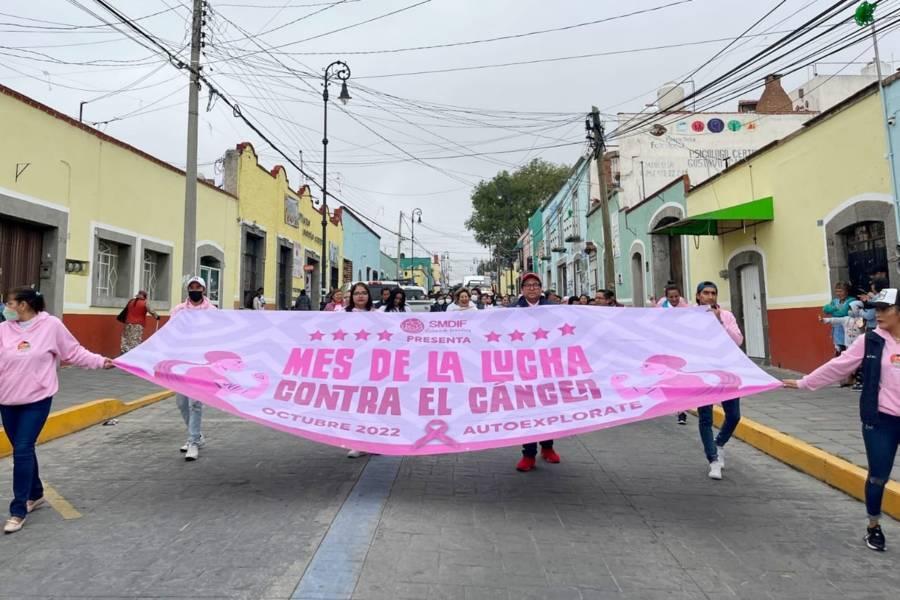 Clausura SMDIF Huamantla mes rosa con la caminata “Camina Conmigo Abuela”