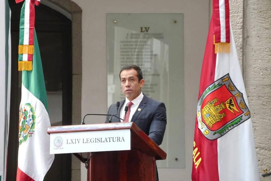 LXIV legislatura conmemora Día de la Bandera con acto cívico
