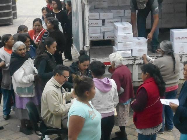 Distribuye DIF de Lardizábal despensas a familias vulnerables