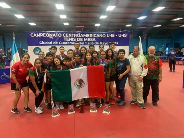 Lograron tlaxcaltecas tres medallas para México en centroamericano sub-15 de tenis de mesa