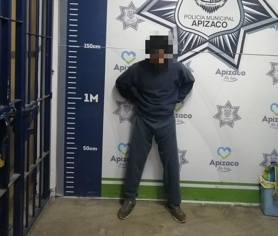 Asegura Policía Municipal de Apizaco a sujeto que cuenta con orden de aprehensión en CDMX