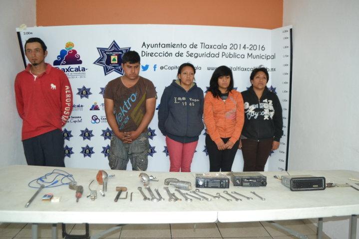 En menos de 48 horas, detienen municipales de Tlaxcala a otra presunta banda de delincuentes; esta vez por robo de vehículos