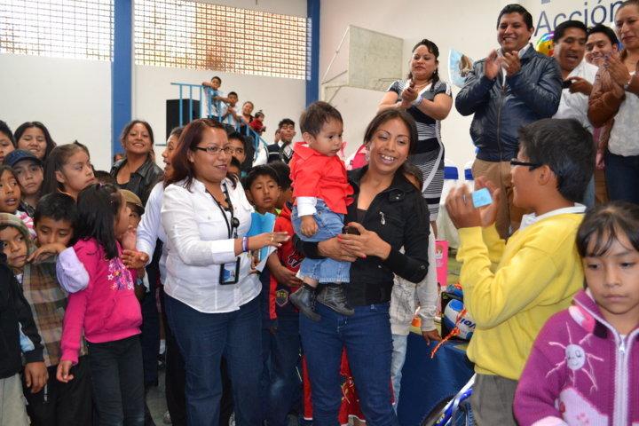 Gran festival realizan en Tlaltelulco para celebrar el Día del Niño