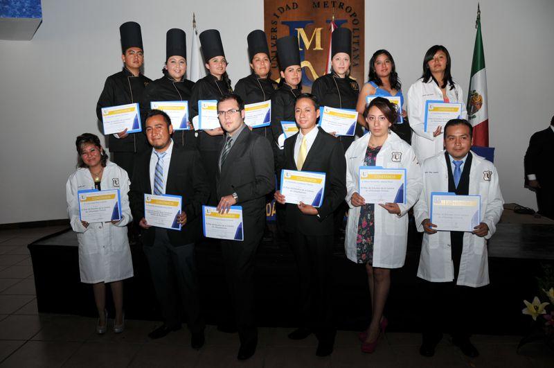 Se gradúan 15 alumnos de la Universidad Metropolitana de Tlaxcala