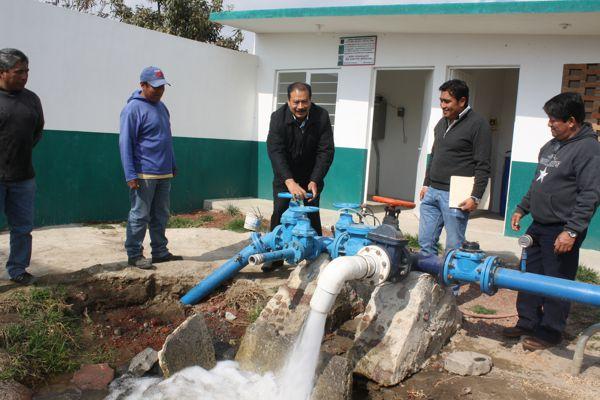Ayuntamiento de Zacatelco sanea pozo en Guardia 