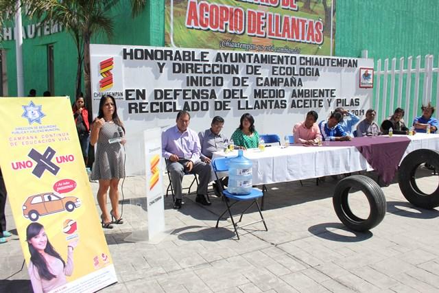 Campaña de reciclado de pilas, llantas y aceite en Chiautempan