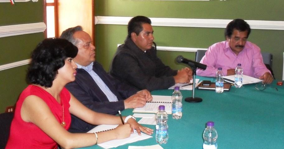 Encabeza Alejandro Aguilar López primera reunión ordinaria del comité  técnico consultivo de vinculación del Icatlax