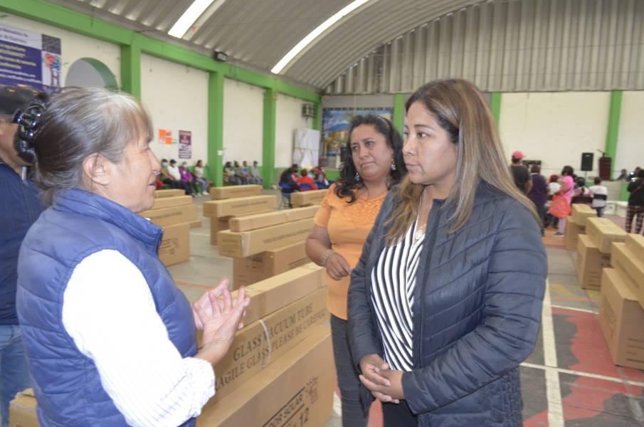 Las familias vulnerables en Amaxac, son primero: Nancy Cortés 