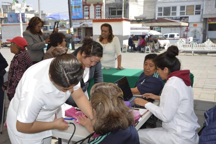 Estos servicios de salud mejoran la calidad de los pobladores: alcalde