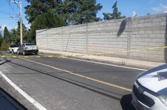 A balazos intentaron robar un auto en Tepehitec