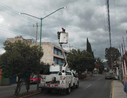 En tres días, repara el Ayuntamiento de Chiautempan 63 luminarias