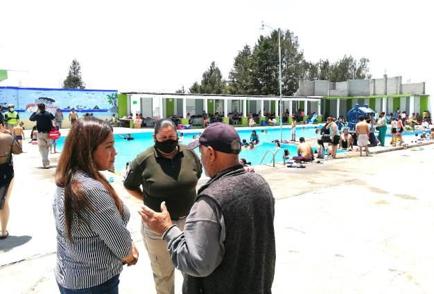 Encabeza alcaldesa Nancy Cortés supervisión de balnearios en Amaxac