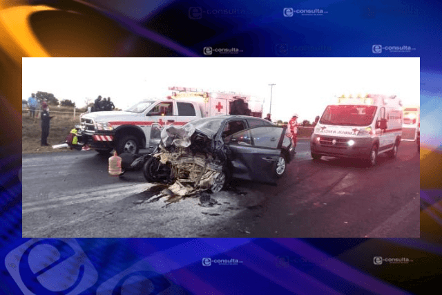 Fatal encontronazo deja 4 personas muertas en la autopista Tlaxcala-Puebla