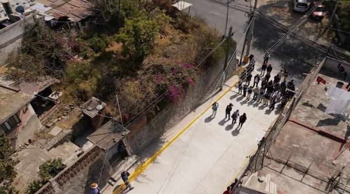 Alcalde de Apetatitlán entrega obra complementaria en la comunidad de Tecolotla