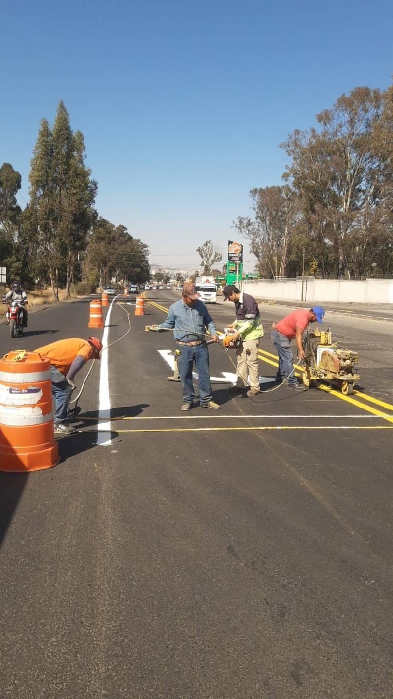 Avanzan trabajos de balizamiento en el tramo carretero Santa María Texcalac – Apizaco