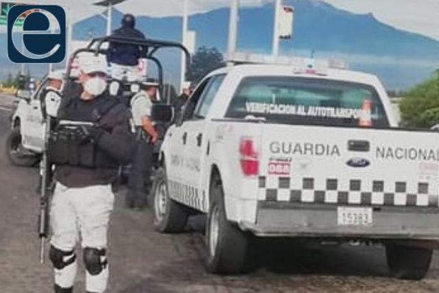 Detienen a 30 migrantes en Cuapiaxtla; los trasladaban en Uber  