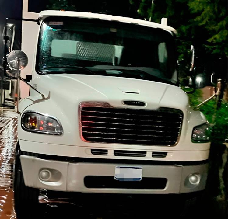 Recuperan en Tenancingo un tracto camión con reporte de robo